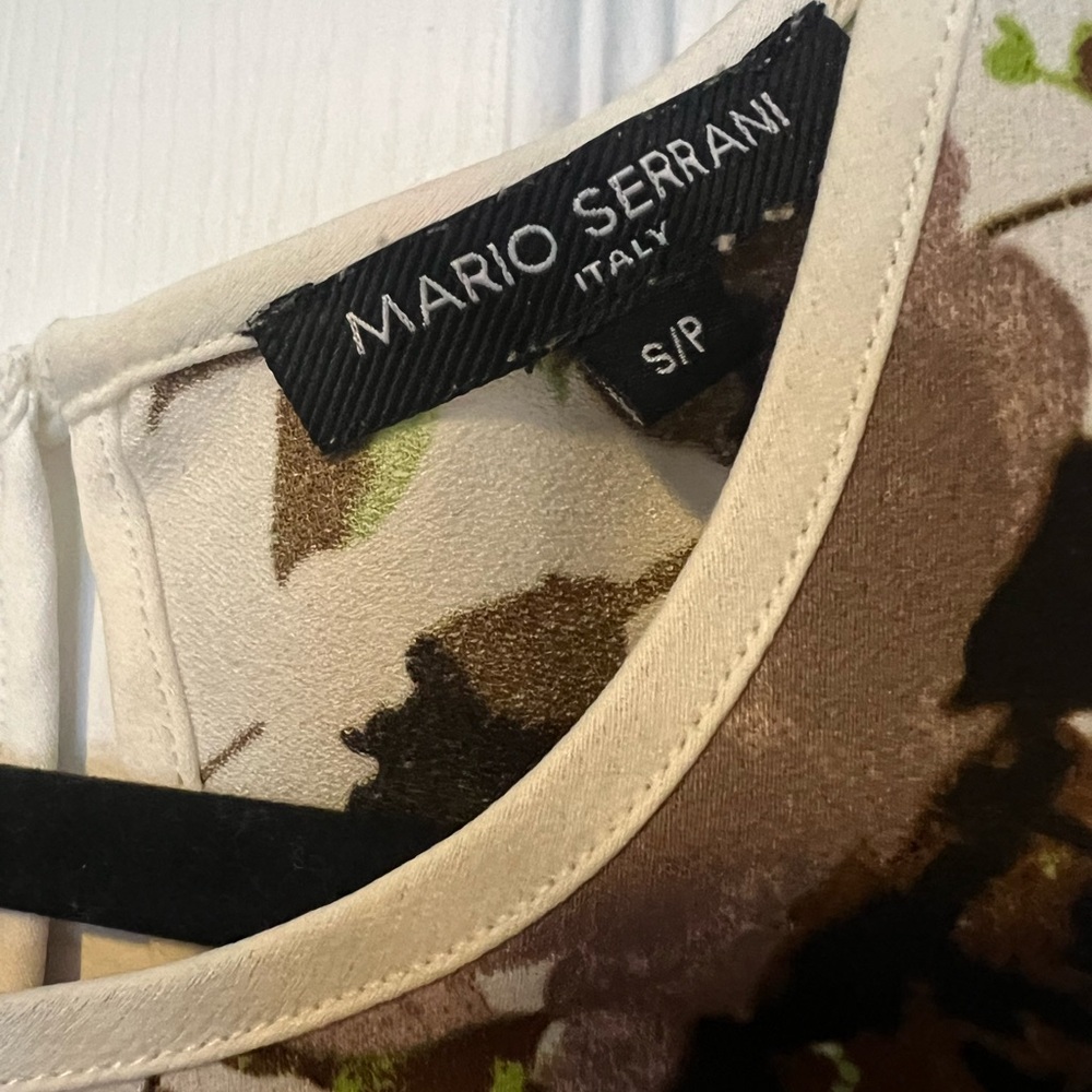 Mario Serrani High Low Floral blouse size S - Picture 2 of 2